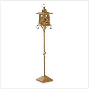 Iron Pagoda Garden Lantern